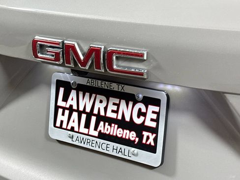 New 2027 GMC Terrain AT4 w/ Technology Package II AWD/4WD image 18