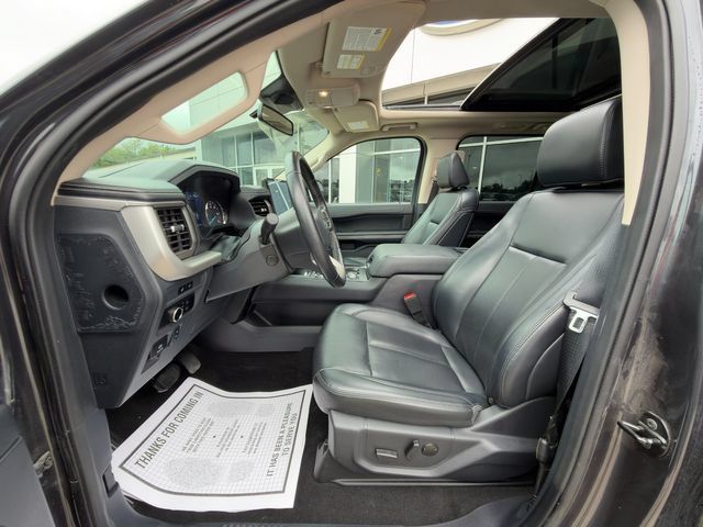 Used 2024 Ford Expedition XLT AWD/4WD image 22