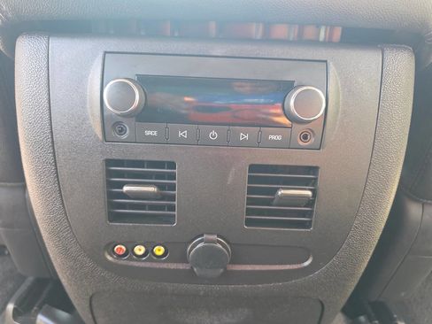 Used 2012 Chevrolet Avalanche LTZ RWD image 48