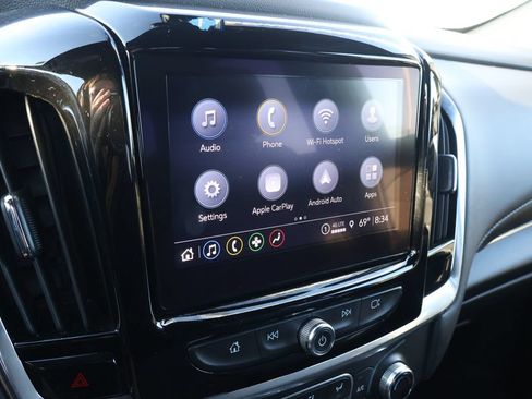 Used 2023 Chevrolet Traverse LT FWD image 22