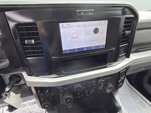 Used 2025 Ford F250 XLT w/ FX4 Off-Road Package image 21