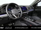 Used 2024 Volkswagen Atlas Peak Edition SE image 4