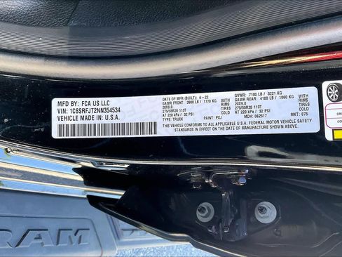 Used 2022 RAM 1500 Laramie AWD/4WD image 37