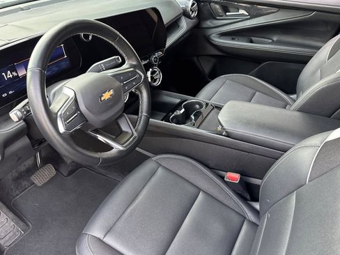Used 2024 Chevrolet Blazer EV LT image 11