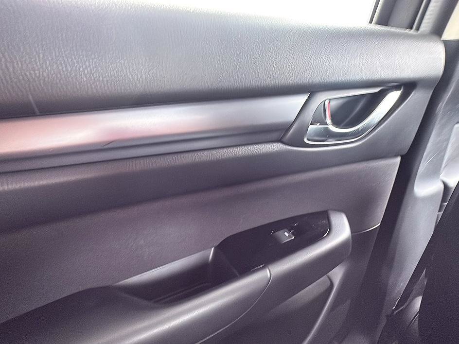 Used 2019 MAZDA CX-5 Sport FWD image 19