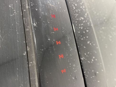 Used 2020 Ford Explorer XLT image 25