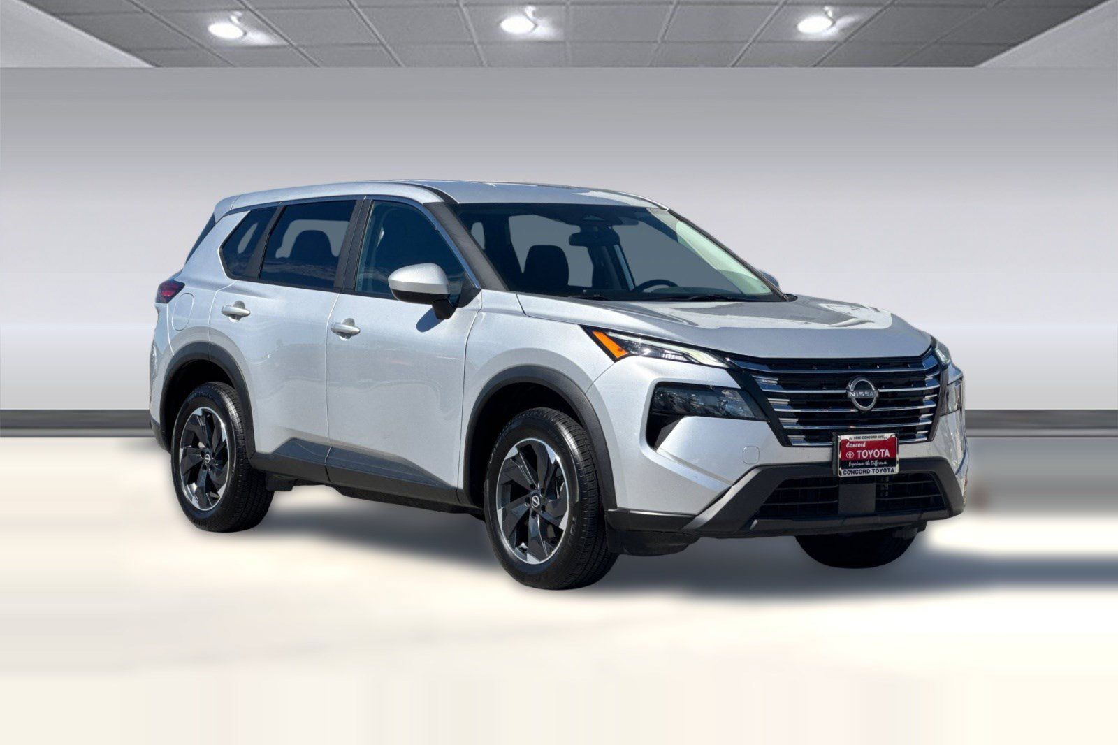Used 2025 Nissan Rogue SV AWD/4WD image 7