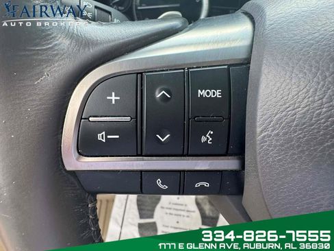 Used 2016 Lexus LX 570 4WD w/ Luxury Package image 21