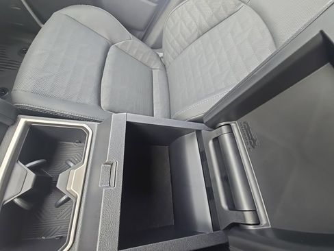 New 2025 Toyota 4Runner TRD Off-Road Premium image 26