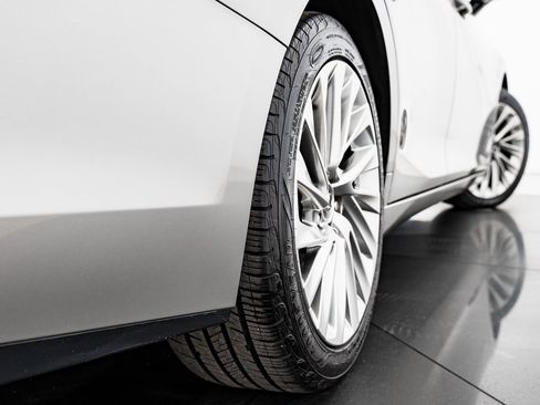 Used 2019 Lexus ES 350 Luxury image 51