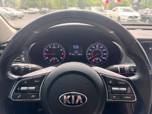 Used 2020 Kia Optima S image 16