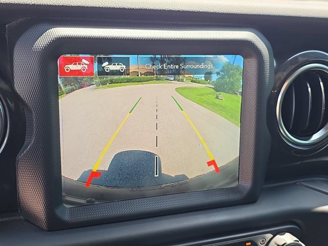 Used 2021 Jeep Wrangler Unlimited Rubicon AWD/4WD image 26