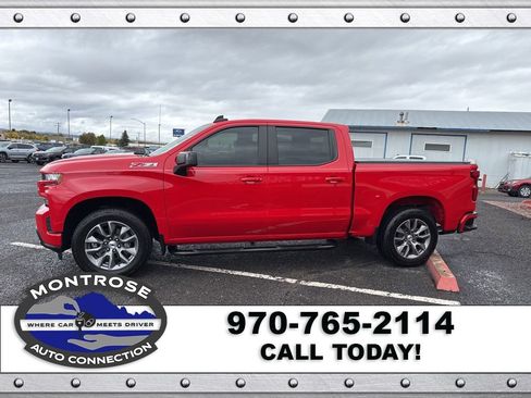 Used 2022 Chevrolet Silverado 1500 RST w/ Z71 Off-Road Package AWD/4WD image 4
