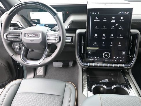 New 2026 GMC Yukon AT4 w/ AT4 Premium Plus Package image 17