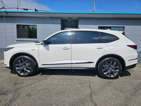 Used 2024 Acura MDX A-Spec AWD/4WD image 2