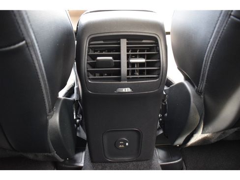 Used 2022 Ford Escape Titanium image 22