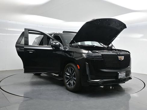 Used 2024 Cadillac Escalade Sport w/ Touring Package AWD/4WD image 51