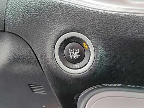 Used 2023 Dodge Challenger SXT image 25