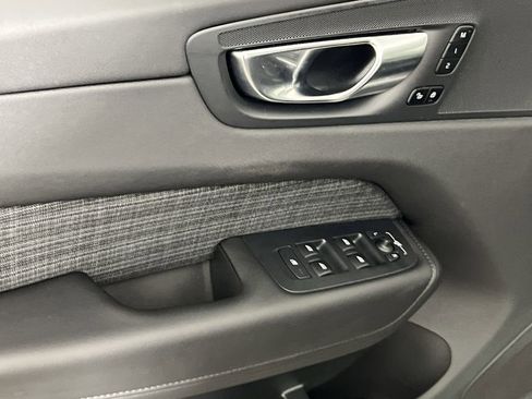 Certified 2025 Volvo XC60 B5 Core w/ Climate Package PRO image 14