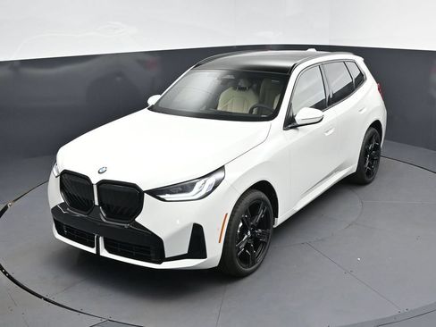 New 2026 BMW X3 xDrive30 w/ M Sport Package AWD/4WD image 27