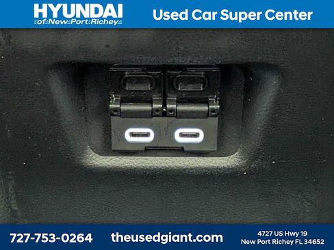 Used 2023 Toyota RAV4 XLE w/ Convenience Package FWD image 18