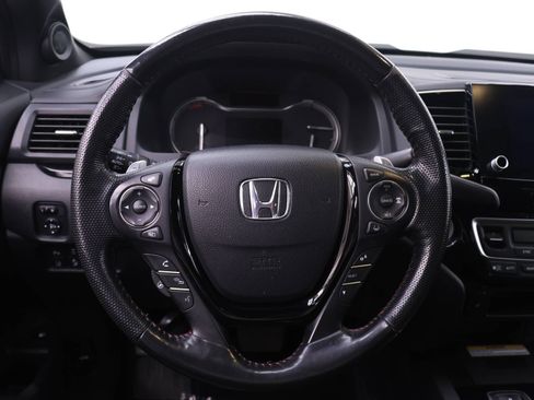 Certified 2023 Honda Ridgeline Black Edition image 13