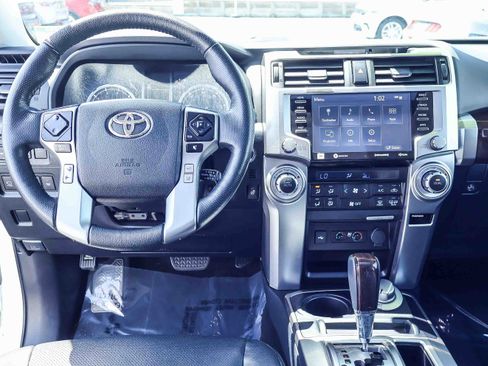 Used 2023 Toyota 4Runner Limited AWD/4WD image 3