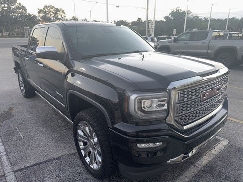 Used 2017 GMC Sierra 1500 Denali w/ Denali Ultimate Package image 6