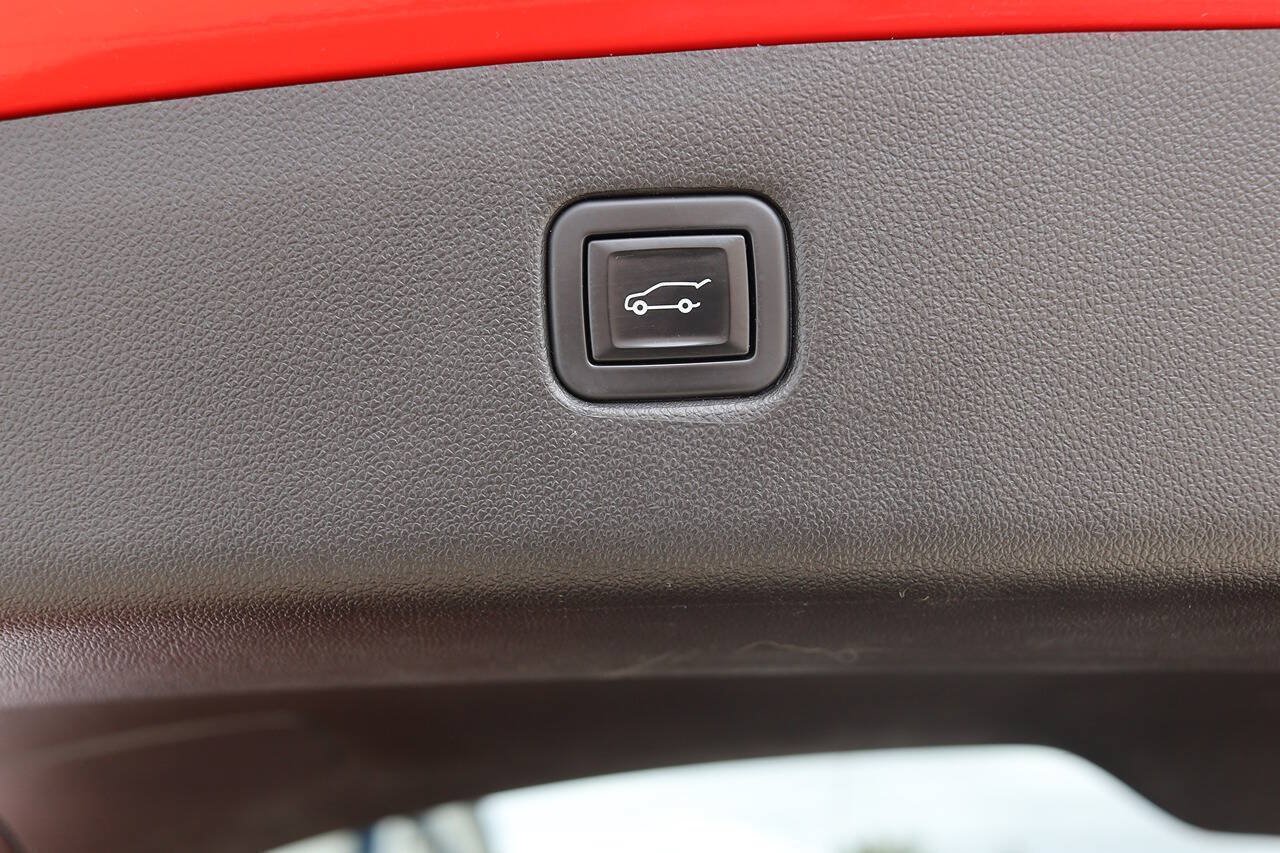 Used 2021 Chevrolet Blazer LT AWD/4WD image 22