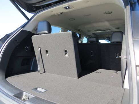 Used 2022 Kia Telluride EX w/ Towing Package image 14