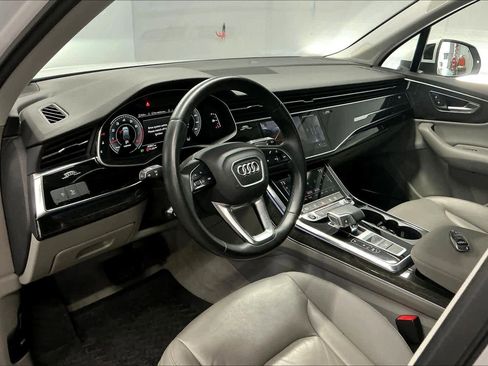 Used 2022 Audi Q7 Premium Plus image 16