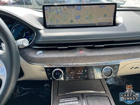 Used 2023 Genesis G80 image 35