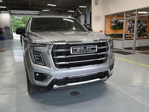 New 2026 GMC Yukon XL Elevation w/ Elevation Premium Package AWD/4WD image 3