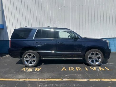 Used 2019 GMC Yukon Denali w/ Denali Ultimate Package image 2