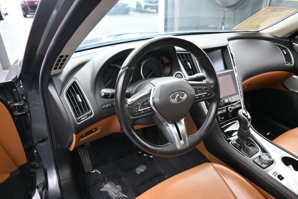 Used 2024 INFINITI Q50 Luxe w/ Cargo Package RWD image 12
