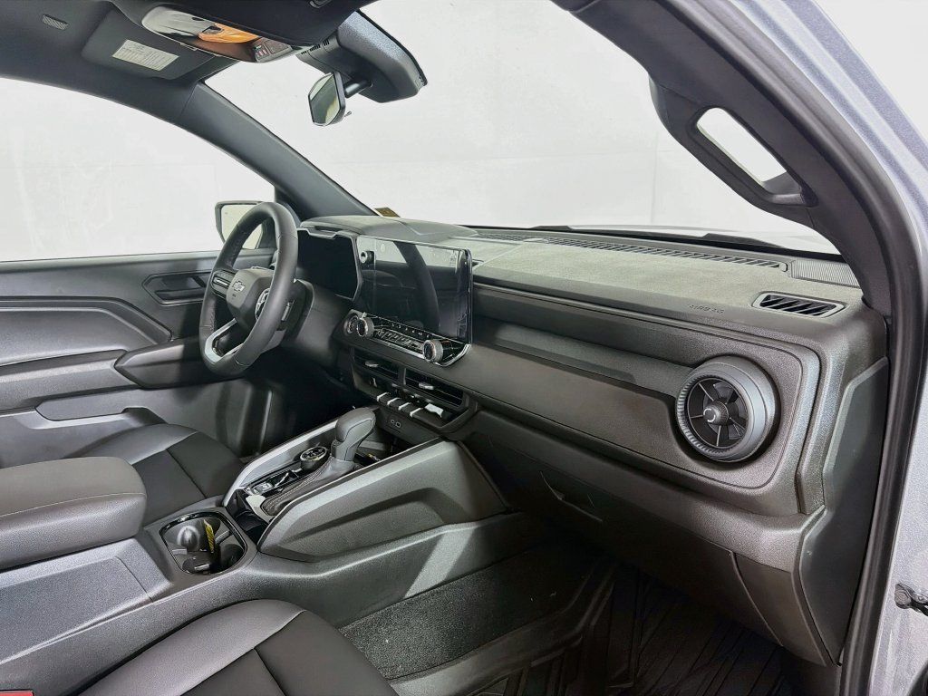 New 2026 Chevrolet Colorado Trail Boss AWD/4WD image 24