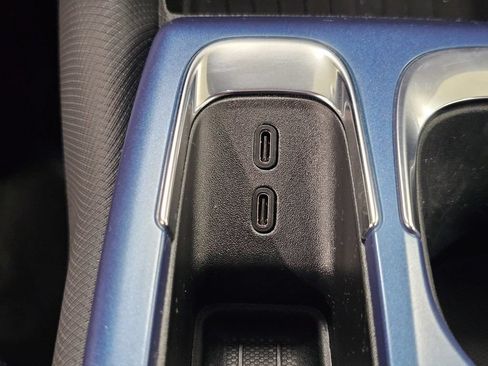 Used 2025 Chevrolet Equinox EV LT w/ Convenience Package FWD image 21