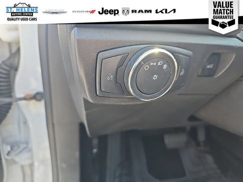 Used 2014 Ford Fusion SE FWD image 16