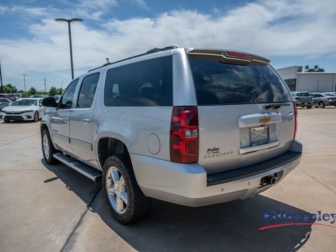 Used 2014 Chevrolet Suburban LS w/ All-Star Edition AWD/4WD image 3