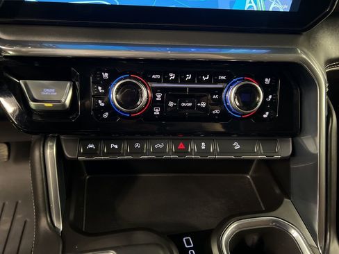 Used 2025 GMC Sierra 1500 Denali Ultimate image 14