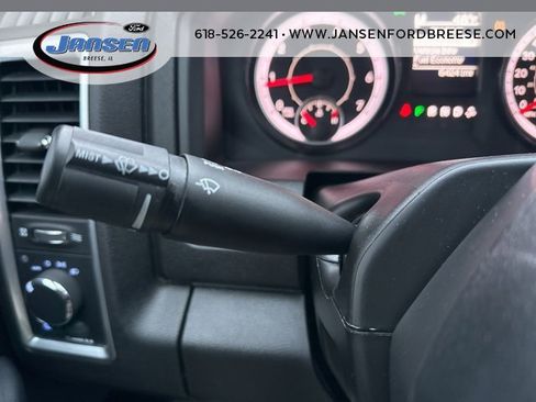 Used 2024 RAM 1500 Classic SLT image 17