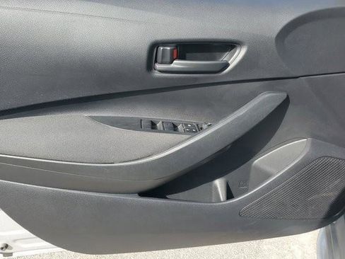 Used 2022 Toyota Corolla LE image 22