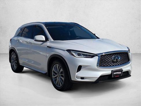 Certified 2023 INFINITI QX50 Luxe FWD image 3