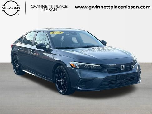 Used 2024 Honda Civic Sport image 3