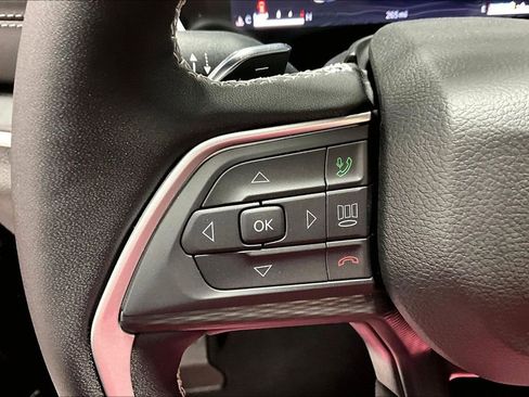 New 2025 Jeep Grand Cherokee Laredo image 21