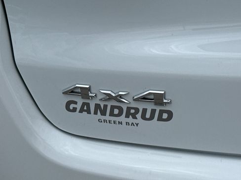 Used 2025 Jeep Compass Limited AWD/4WD image 8