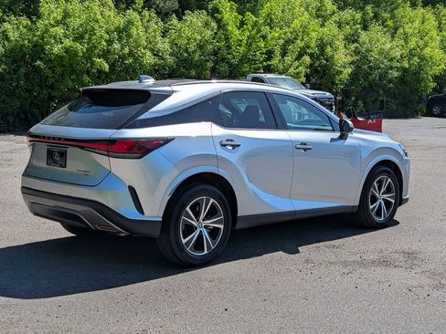 Used 2023 Lexus RX 350 Premium w/ Cold Area Package AWD/4WD image 4