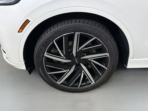 New 2026 Lincoln Aviator Black Label w/ Jet Appearance Package AWD/4WD image 36