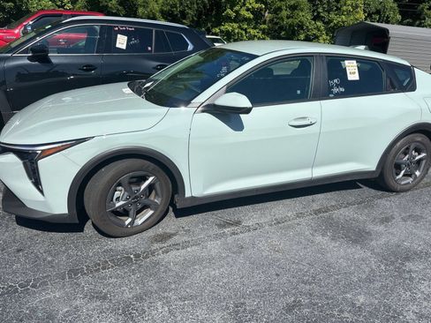 Used 2025 Kia K4 FWD image 4