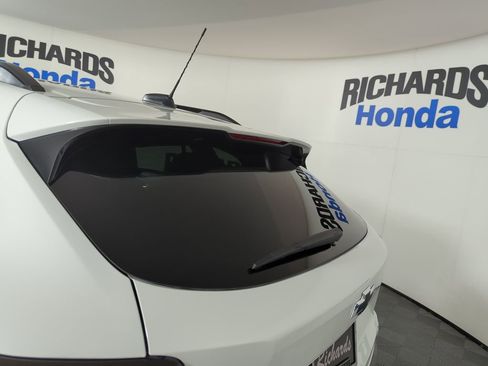 Used 2025 Chevrolet Trax RS w/ Driver Confidence Package image 31